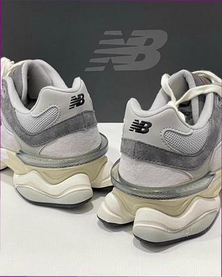 New Balance 9060 Gris Talla 42
