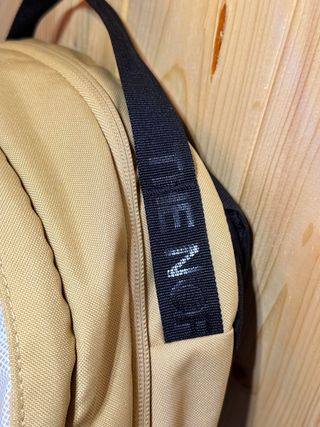 Mochila The North Face Beige y Blanca