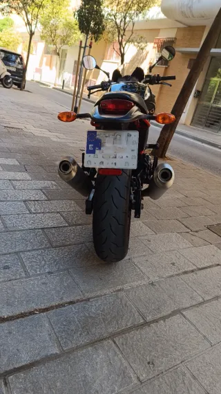 Ducati Monster 695 Negra/Roja