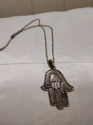 Collar Mano de Fátima