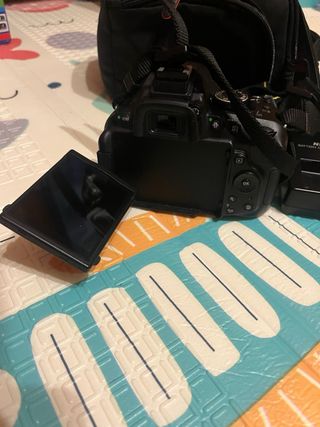 Cámara Nikon D5200 + Funda