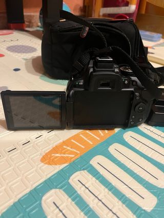 Cámara Nikon D5200 + Funda