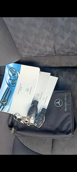 Mercedes-Benz  CLK 2004