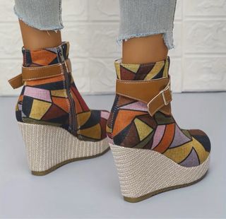 Botas de cuña Tricolor a estrenar, talla 39