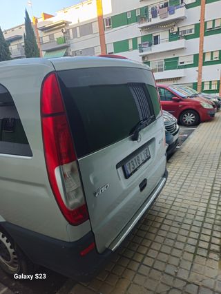 Mercedes-Benz Vito 2005