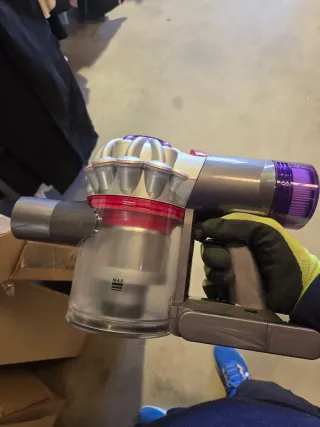 Dyson V8 Advanced Aspiradora Inalambrica
