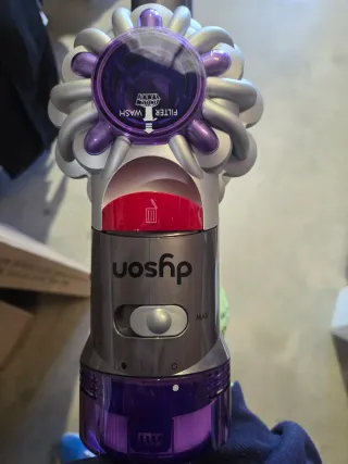 Dyson V8 Advanced Aspiradora Inalambrica