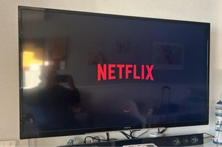 TV Hitachi 49 pulgadas Pared ~ Opc. FireTV HD