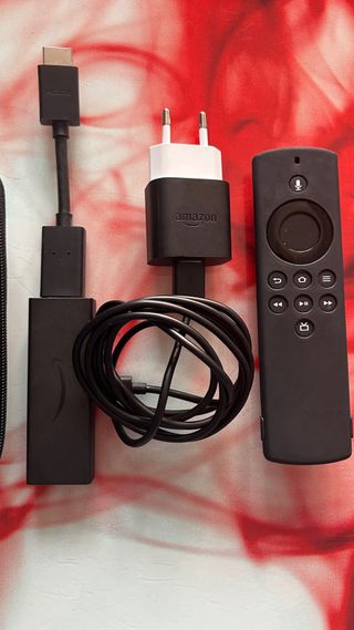 TV Hitachi 49 pulgadas Pared ~ Opc. FireTV HD