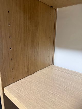 Estantería de madera
