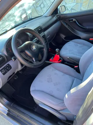 SEAT Leon 2000