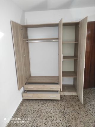 Liquidación:canapés y colchones armarios y sofas?