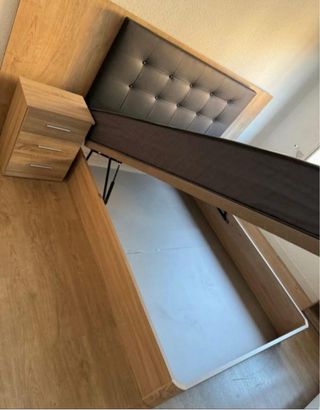 Liquidación:canapés y colchones armarios y sofas?