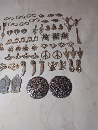 Lote De Dijes Abalorios