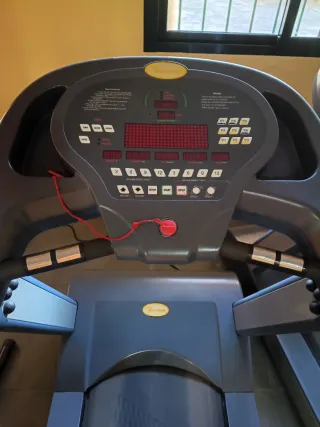 Attrezzi professionali per ellittica, tapis roulant e vogatore