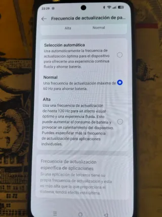 Móvil con buena memoria y procesador , poco uso 4G