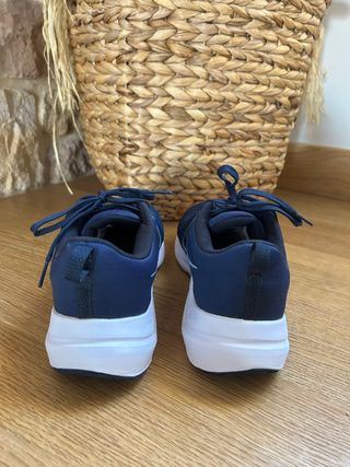 Zapatillas Nike Hombre - Talla 43