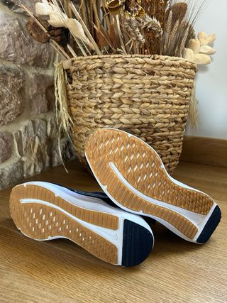 Zapatillas Nike Hombre - Talla 43