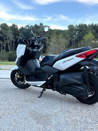 Yamaha Xmax 400cc