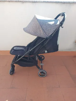 Silla de paseo Bebeconfort ligera