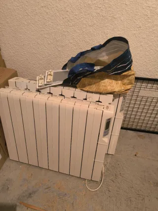 Radiatori Elettrici Bianchi in Plastica