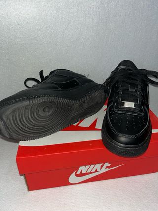 Nike Air Force 1 Low Triple Black