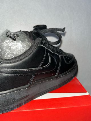 Nike Air Force 1 Low Triple Black