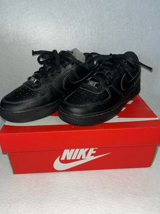 Nike Air Force 1 Low Triple Black