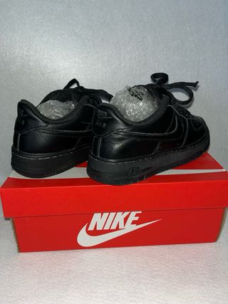 Nike Air Force 1 Low Triple Black