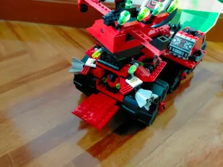 Lego M-Tron Mega Core 7699