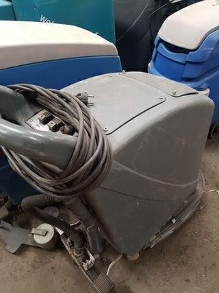 - MAQUINA DE FREGAR ELETRICA