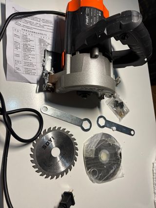 Cortadora Eléctrica 2300W 110mm