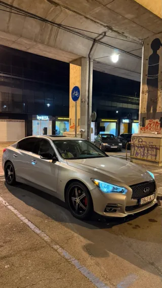 Infiniti Q50 2015