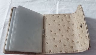 Cartera y tarjetero estampado floral