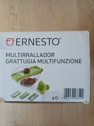 Rallador y mandolina verde