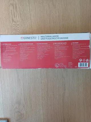 Rallador y mandolina verde