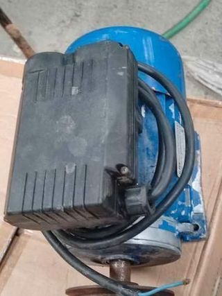 MOTOR  MONOFáSICO CASI NUEVO