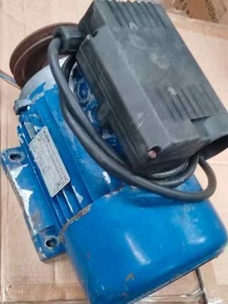 MOTOR  MONOFáSICO CASI NUEVO