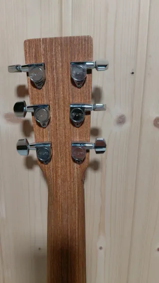 Guitarra Electro acústica Martin.