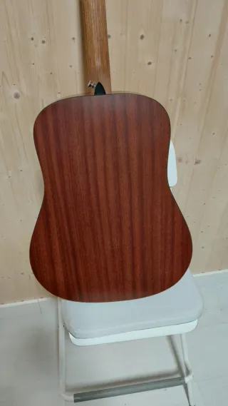 Guitarra Electro acústica Martin.