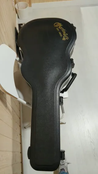 Guitarra Electro acústica Martin.