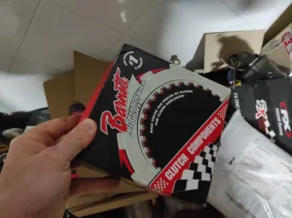 Material Racing Yamaha R1 R6 carburación e injecci