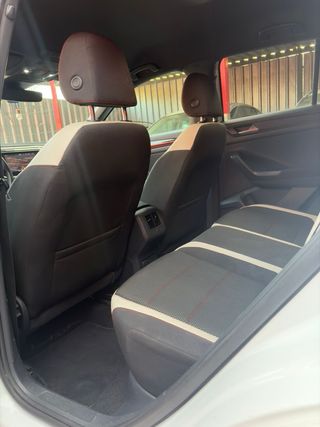 Volkswagen T-Roc 2018