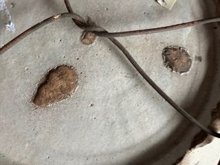 Plato antiguo de cerámica azul y blanco catalan