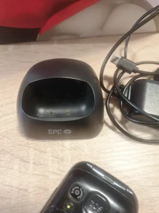 Teléfono móvil SPC negro