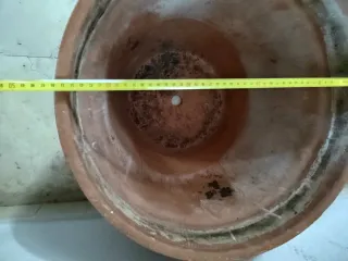 Maceta grande de terracota