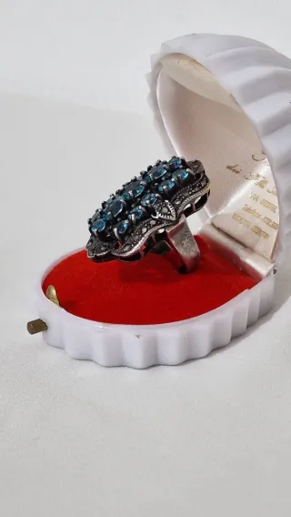 Vintage Anello argento e topazio