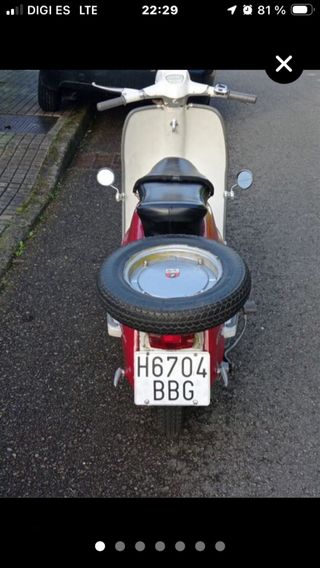Lambretta 150 i Scooter Roja y Blanca