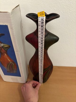 Vaso decorativo in legno