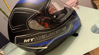 Casco moto MT Helmets con intercomunicador talla S